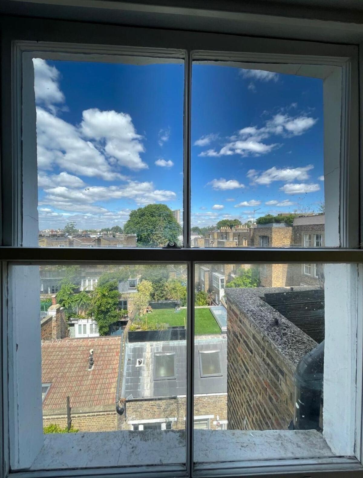 Portobello Road Artistic Studios 'Budget' London Room photo